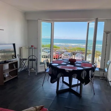 Appartement T2 Face A La Mer, 4 Couchages, Les Sables D'Olonne - Proche Plage Et Marche - Fr-1-325-9 *