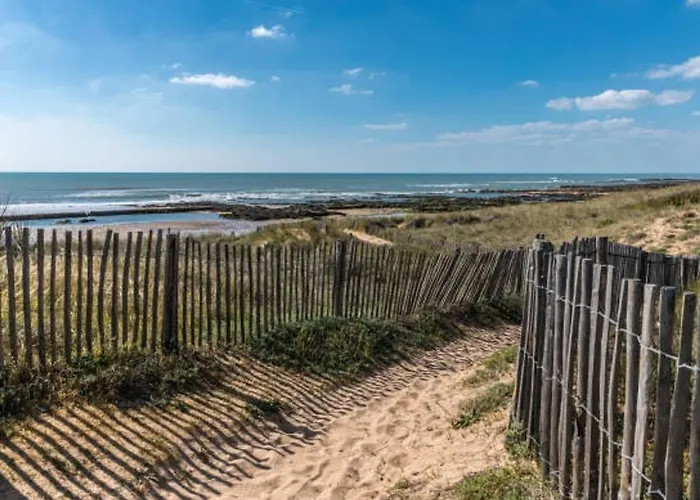 Appartement T2 Face A La Mer, 4 Couchages, Les Sables D'Olonne - Proche Plage Et Marche - Fr-1-325-9 * لي سابلِ دولونْ