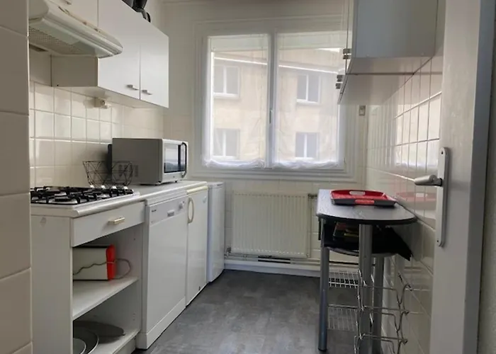 شقة Appartement T2 Face A La Mer, 4 Couchages, Les Sables D'Olonne - Proche Plage Et Marche - Fr-1-325-9 *